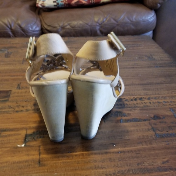 Steve madden Turnpyke Wedges. Sz6.5 - Picture 4 of 4